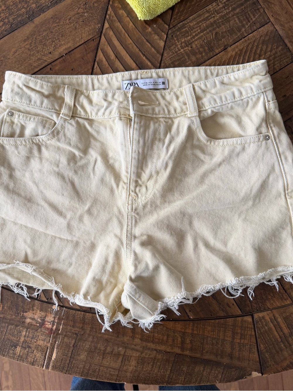 Zara Light Cream Frayed-Hem Denim Shorts